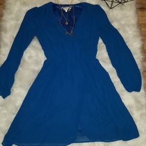 SOLD-Long sleeves mini dress